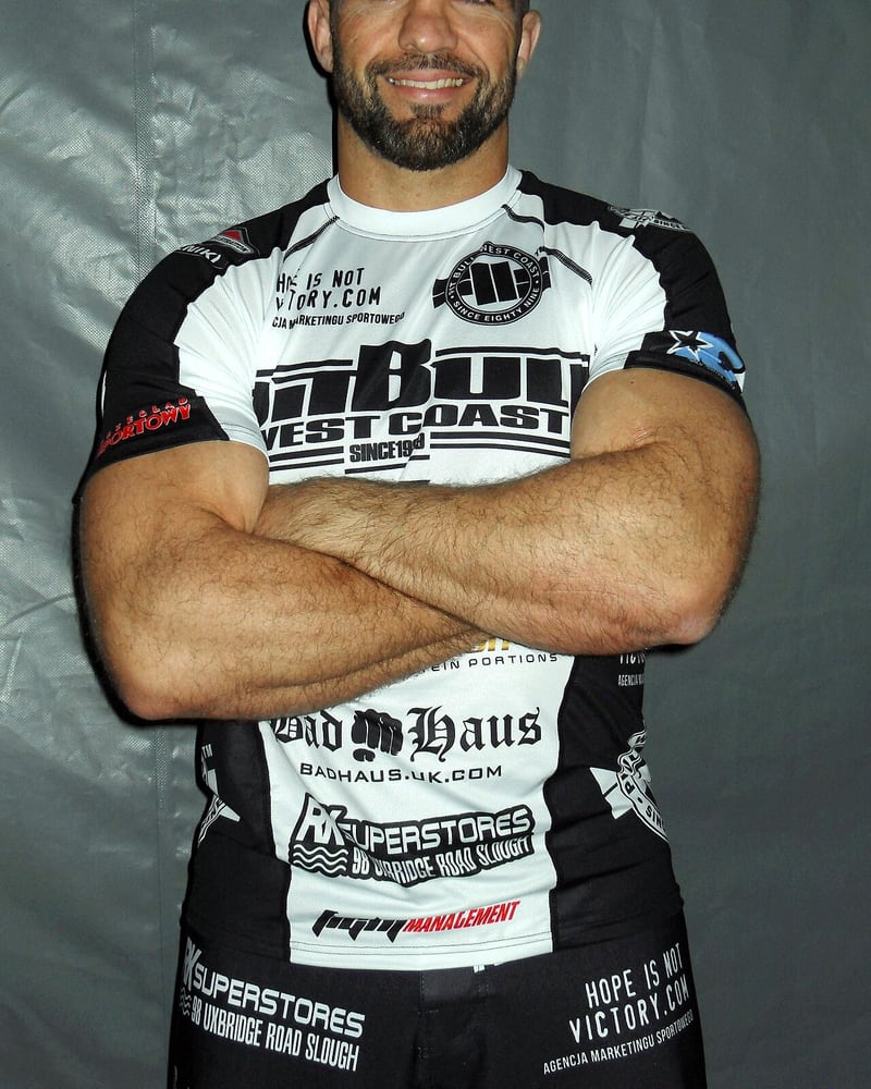 Oli Thompson